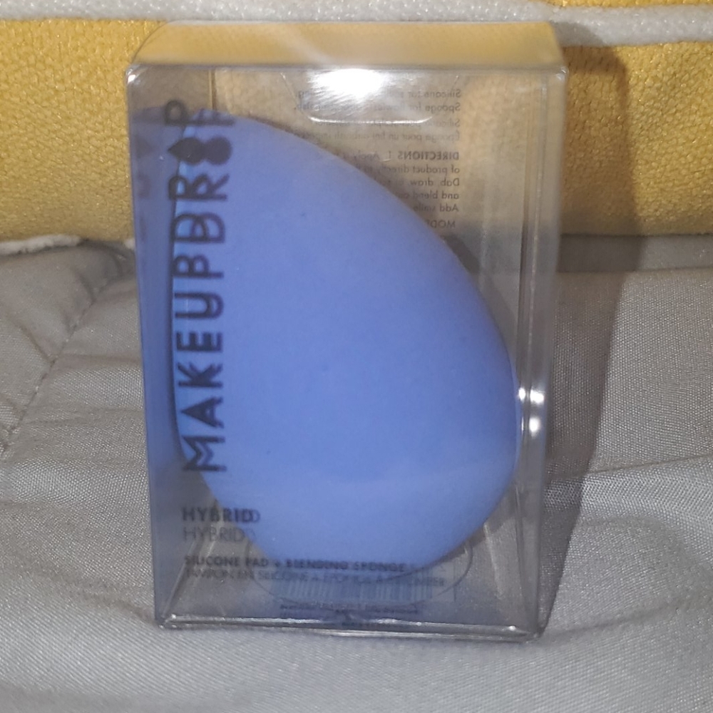 Sealed in Box MakeUpDrop Hybrid